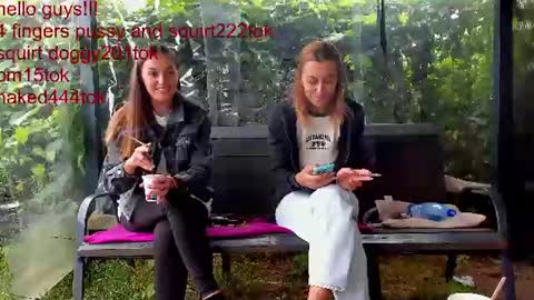 Snapshot of you_love_melisa chatting on July 22, 7:33 am private on 18 per minute start private 500 tokensOnlyfans online show from July 22, 7:33 am