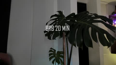 Snapshot of you_y0ung_pervert chatting on January 23, 6:28 am Mar  online show from January 23, 6:28 am