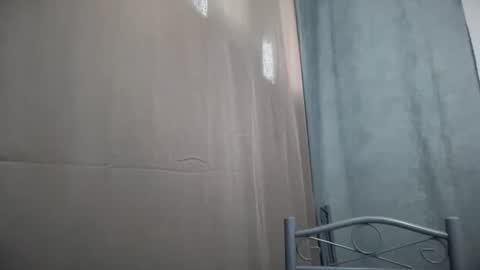 Snapshot of youbigboy_amon chatting on July 1, 7:54 am youbigboy_amon online show from July 1, 7:54 am