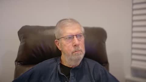 Colorado Guy Straight online show from November 28, 1:03 pm