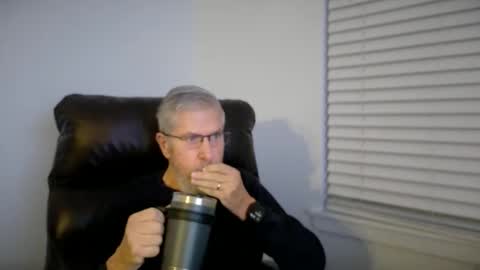 Colorado Guy Straight online show from December 5, 12:14 pm