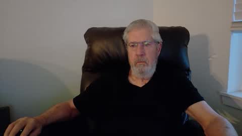 Snapshot of yougogirl_3 chatting on June 9, 2:34 am Colorado Guy Straight online show from June 9, 2:34 am