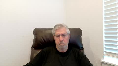 Snapshot of yougogirl_3 chatting on June 16, 12:52 pm Colorado Guy Straight online show from June 16, 12:52 pm