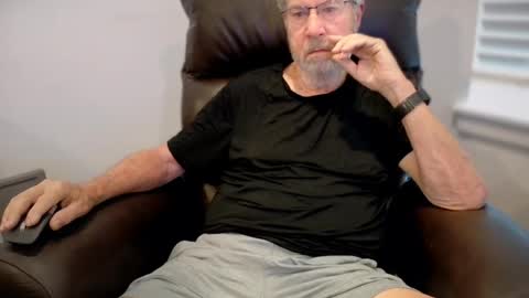 Colorado Guy Straight online show from July 1, 12:29 pm