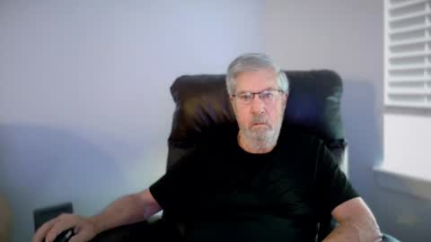 Colorado Guy Straight online show from July 3, 12:11 pm