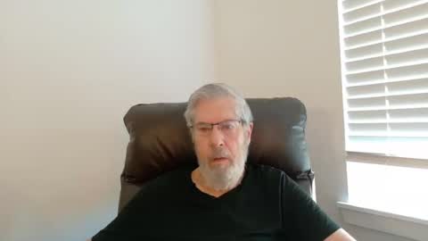Colorado Guy Straight online show from July 19, 2:43 pm