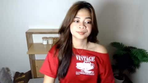 Snapshot of yougotgela69 chatting on June 21, 1:13 pm Gela online show from June 21, 1:13 pm