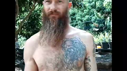 Snapshot of youllfall4me chatting on October 15, 12:00 am youllfall4me online show from October 15, 12:00 am