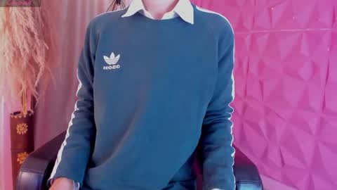 Snapshot of youn_rider chatting on April 13, 7:41 pm NICOLS online show from April 13, 7:41 pm