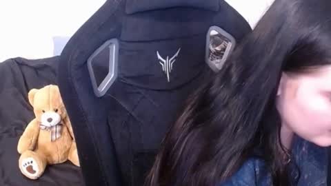 your_8a8y online show from March 5, 8:00 am