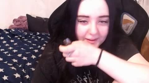 your_8a8y online show from March 12, 8:19 am