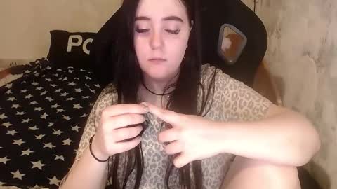 your_8a8y online show from February 14, 1:41 pm