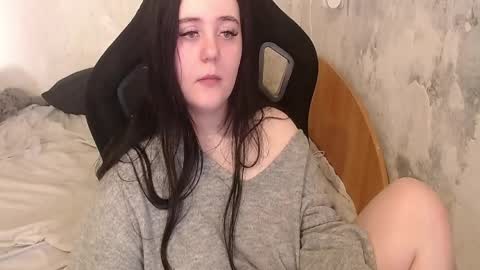 your_8a8y online show from April 7, 7:20 am