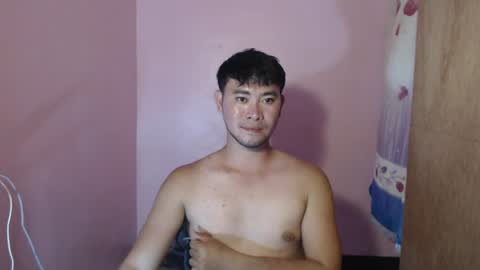 Snapshot of your_asian_cupid chatting on July 14, 3:22 am your_asian_cupid online show from July 14, 3:22 am