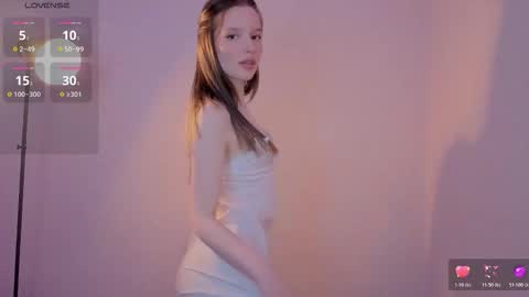 Olivia online show from March 4, 6:14 pm