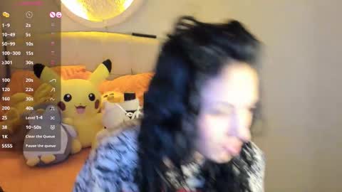 mia3 online show from February 22, 12:23 am