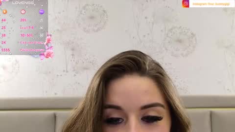 Snapshot of your_bunnygirl chatting on February 24, 4:15 pm Gigi online show from February 24, 4:15 pm