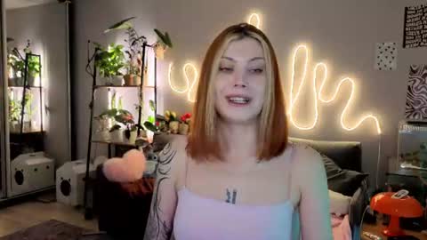 Snapshot of your_corvus chatting on June 26, 12:20 pm your_corvus online show from June 26, 12:20 pm