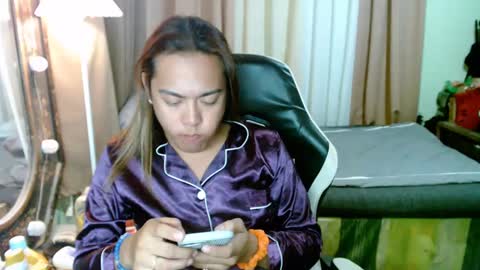 your_dreamgirlxxx69 online show from February 27, 11:10 am