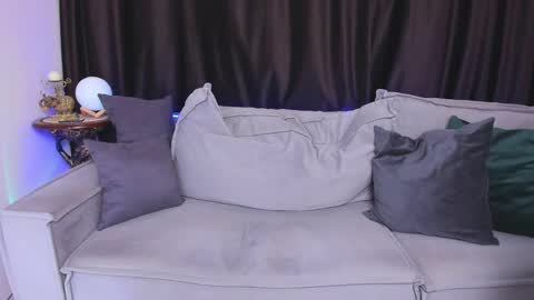 Goddess Alana online show from October 3, 3:09 pm