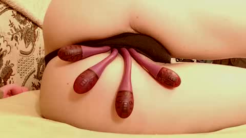 Emily online show from December 19, 8:34 am