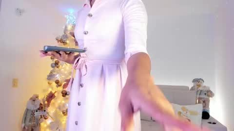 Eliza online show from December 19, 10:32 pm