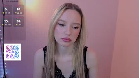 Snapshot of your_fucking_babby chatting on December 14, 7:18 pm Olivia online show from December 14, 7:18 pm