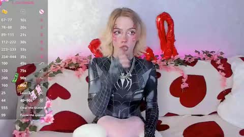Sheryl online show from February 13, 10:43 pm
