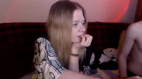 Your Horny Friends online show from February 14, 5:09 am