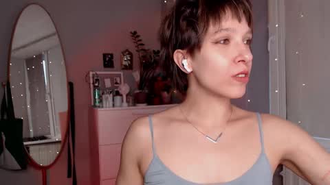 Alex and Kris long hair online show from October 22, 1:33 pm