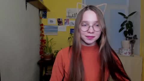 Snapshot of your_leslie chatting on January 3, 3:44 pm Leslie online show from January 3, 3:44 pm