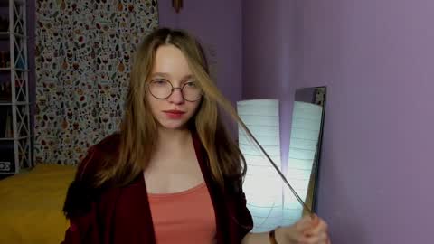 Snapshot of your_leslie chatting on January 23, 1:13 pm Leslie online show from January 23, 1:13 pm