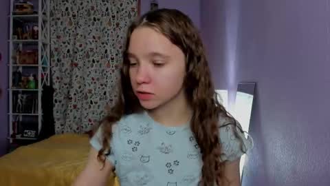 Snapshot of your_leslie chatting on September 29, 2:49 am Leslie online show from September 29, 2:49 am