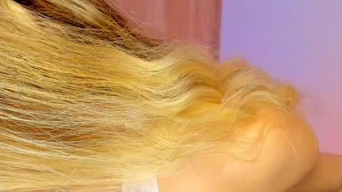 your_little_ online show from December 13, 2:49 pm