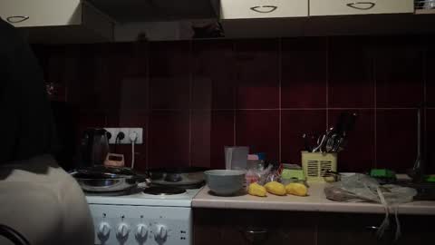 Meri  online show from March 4, 3:59 pm