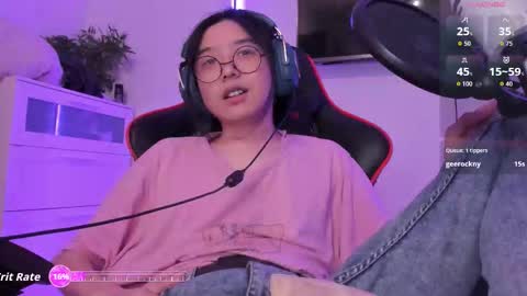 Snapshot of your_little_twink chatting on October 25, 12:07 am Han online show from October 25, 12:07 am