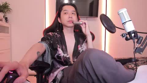 Snapshot of your_little_twink chatting on November 30, 11:42 pm Han online show from November 30, 11:42 pm