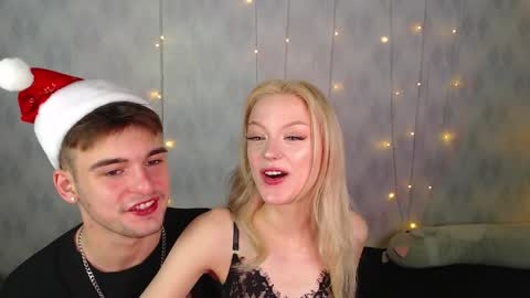 your_molly_mark online show from December 26, 12:03 am