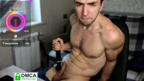 Snapshot of your_new_boyfriend17 chatting on November 15, 7:49 am Your new boyfriend17 online show from November 15, 7:49 am