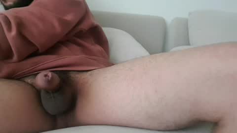 Snapshot of your_papi_21cm chatting on May 13, 11:51 am your_papi_21cm online show from May 13, 11:51 am