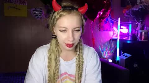 Snapshot of your_psychologist chatting on September 23, 1:41 am Alice  online show from September 23, 1:41 am