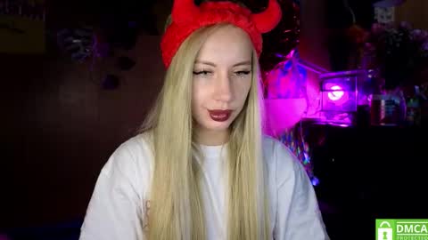 Snapshot of your_psychologist chatting on October 1, 1:33 am Alice  online show from October 1, 1:33 am