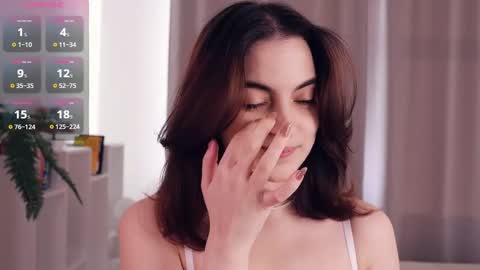 Luna online show from February 25, 1:28 pm