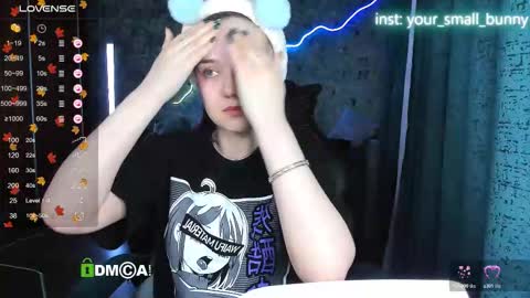 Snapshot of your_small_bunny chatting on November 9, 2:10 am Molly online show from November 9, 2:10 am