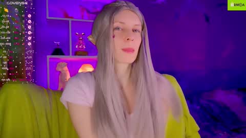 your_spring online show from December 3, 11:47 pm