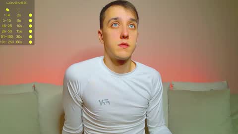 Alex online show from February 8, 7:39 pm