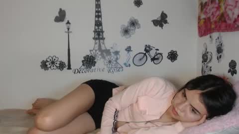 KAREN online show from December 5, 9:39 pm