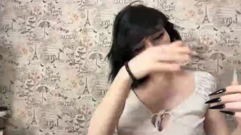 Snapshot of your_tender_doll chatting on July 7, 7:51 pm Alice online show from July 7, 7:51 pm
