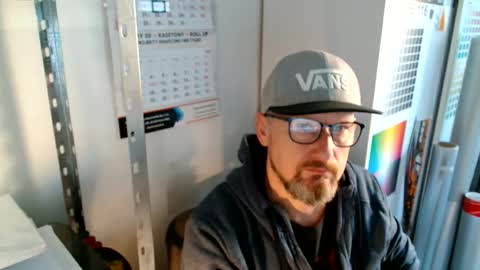 your_tipie online show from October 22, 7:52 am