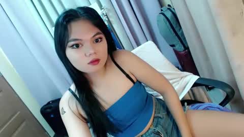 Hi its me Yna online show from December 11, 5:04 pm